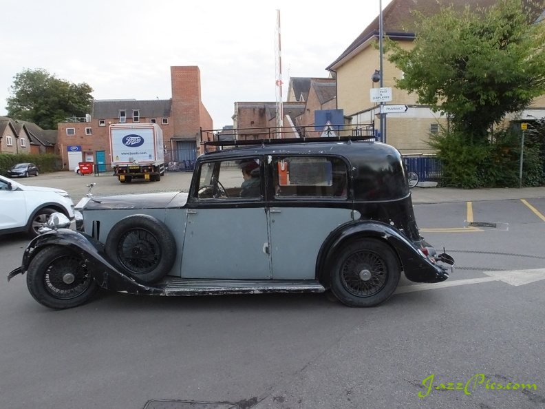 A side view of a splendid un-restored Rolls Royce. The car is completely original, and was seen in Petersfield car park. splendid-unrestored-rolls-royce-side-view.jpg